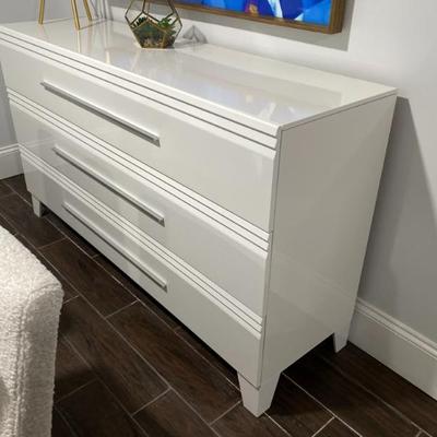 Sale Photo Thumbnail #33