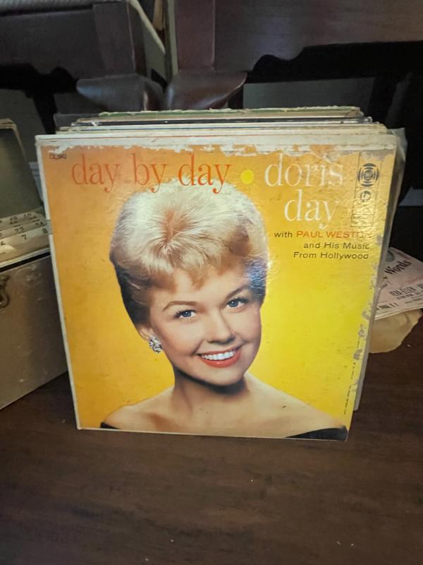 Sale Photo Thumbnail #177