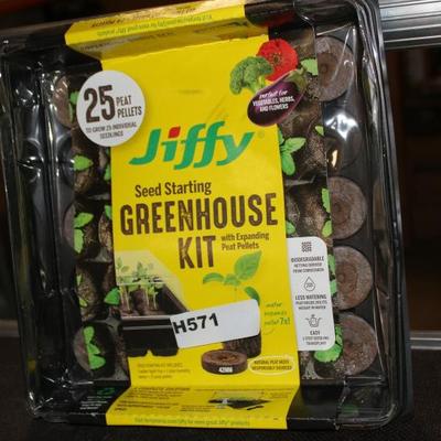 Sale Photo Thumbnail #575