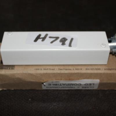 Sale Photo Thumbnail #803