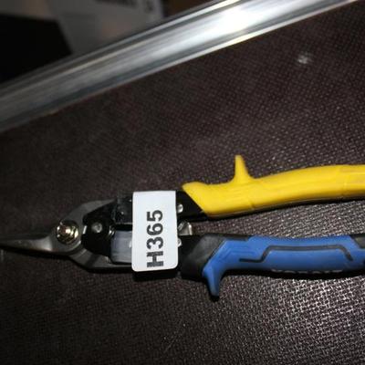 Sale Photo Thumbnail #365