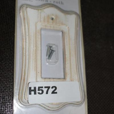 Sale Photo Thumbnail #576