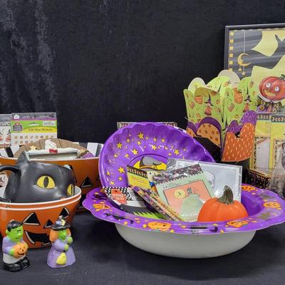 Halloween (feat. Mary Engelbreit) (1125)