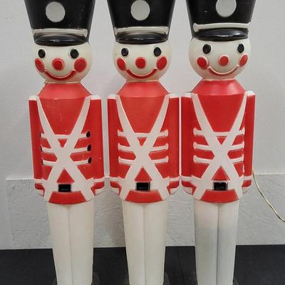 Soldiers Marching Blow Molds by Union Products