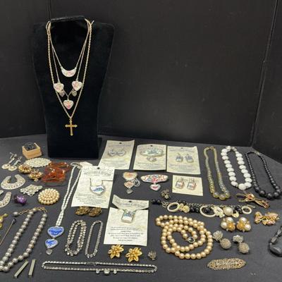 “Fashion Plates” Jewelry & More (WH6)