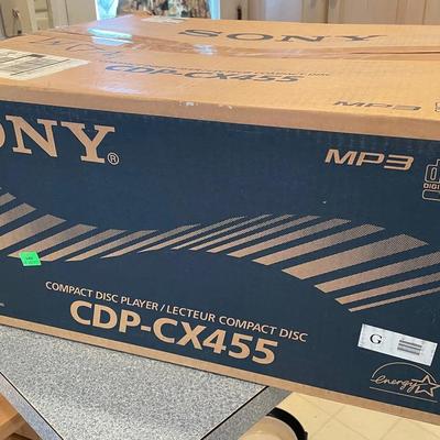 SONY Megastorage CD  Changer /player, Brand New