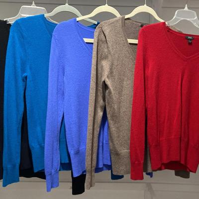 5 Privé 100% Cashmere Sweaters - All Size Large 