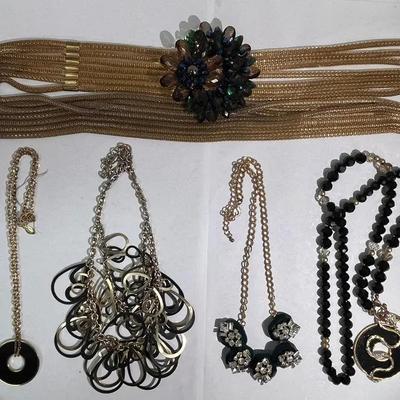 5 Gold Toned Necklaces