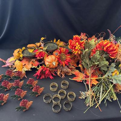 Lot 205: Fall Seasonal Table Centerpiece, Napkin Rings And Floral Pics