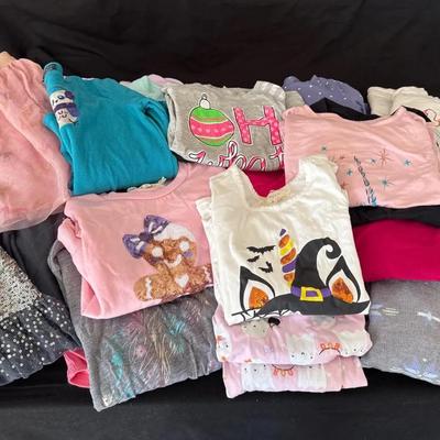 Lot 250: Girls 6-8 Clothing ( Mixed Seasons )
