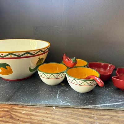 510: Hand-Painted Southwest Pepper Serving Set – Large Bowl, Dishes & Spoons