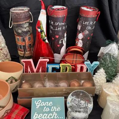 Lot 109:  Christmas Candles, Mugs, Wine Boxes, Place Card Holders 