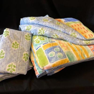 Lot 227: Full Reversible Comforter And Sheets