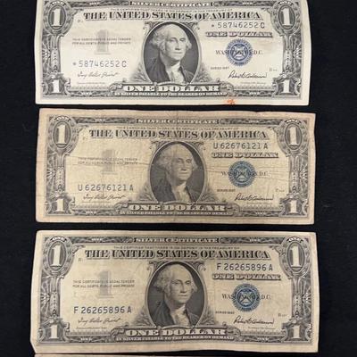 Lot 322: 5 $1 Silver Dollar - 1957