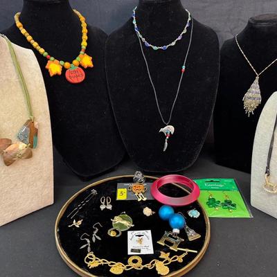 Holiday Themed Items 