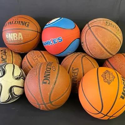 10 Basket Balls 2 Soccer Balls 