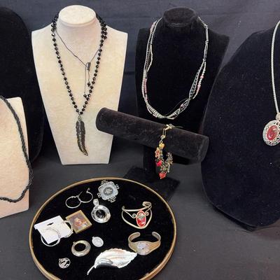 Black And Silver Stylish Pieces 