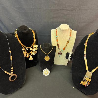 Nature Colored Jewelry 