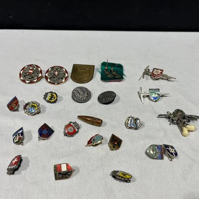 Vintage German Rifle Hunting Pin + Enamel Badges & Souvineer Pins