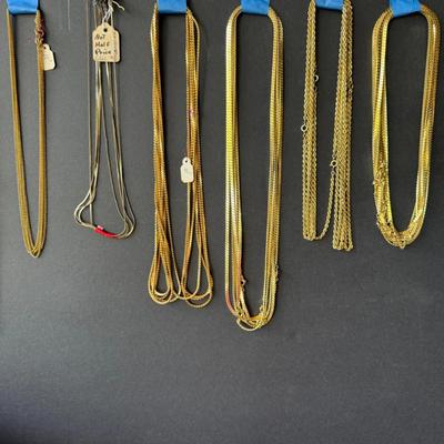 Collection of Harringbone Style Chains W/other styles. Multiple Lenghts “18-24”