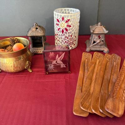 Collection of “New Age” Lightening/Relaxation Items 