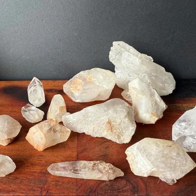 Collection of Quartz, w/others 