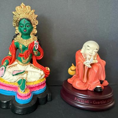 Lovely Prayer Buddha Figurines (2)