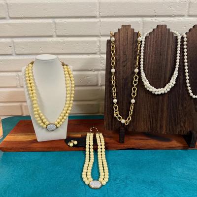 Beautiful Collection of Vintage Faux Pearl-Gold Tone Necklaces. “Avon-Presidents Club” 
