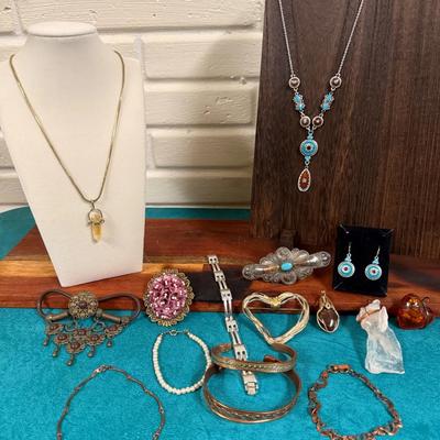 Collection of Vintage Jewelry. Necklaces, Bracelets, Earrings, Pendants, Brooches, Hair Clips 