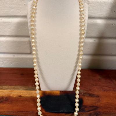Vintage Pearl Necklace