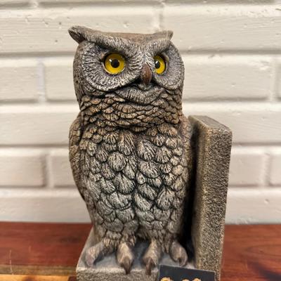 Pena “Owl Bookend” Windstone Editions 
