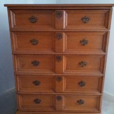 Sale Photo Thumbnail #233