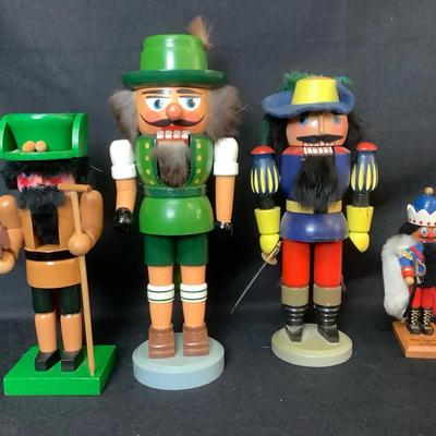 German Wooden Nutcrackers – Erzgebirge & Steinbach Limited Editions (1970s–2000s)