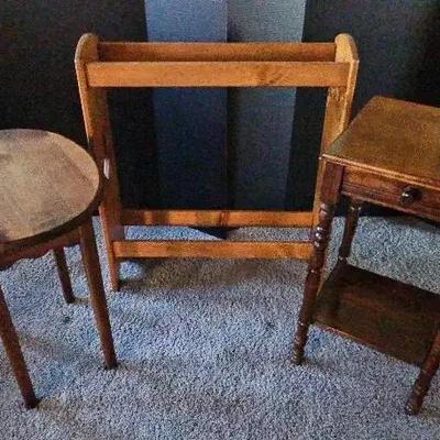 Heart Quilt Rack with Two Wooden Side Tables