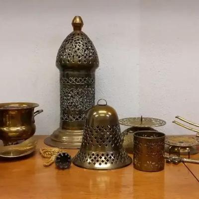 Collection of Vintage Brass Décor – Candleholders, Planters, Lanterns, and Nautical Sculpture