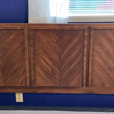 Mid-Century Full/Queen Wood Headboard – Chevron Veneer Panel Design (c. 1960s)