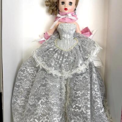 Madame Alexander Millenium Spectacular #26080