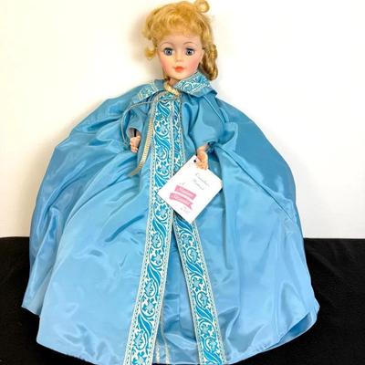 Madame Alexander Cornelia #2212