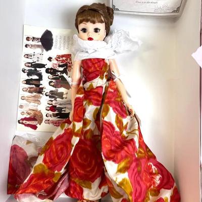 Madame Alexander Carolina Herrera Cissy #26120