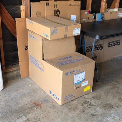 Toto toilet with electronic bidet