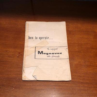 1940s Magnificent Magnavox turntable radio cabinet