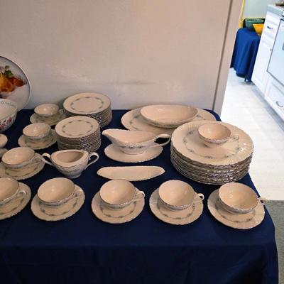 Sale Photo Thumbnail #66: Gorgeous Lenox china