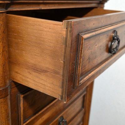 Vintage Heritage lingerie chest