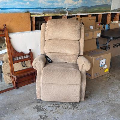 Power lift recliner