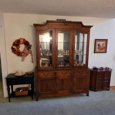 Sale Photo Thumbnail #8: Ethan Allen furniture, china cabinet filled with Hummel figures