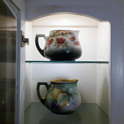 Sale Photo Thumbnail #71: Limoges and Bavarian porcelain pottery