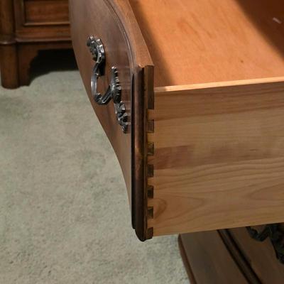 Vintage Louis XV chest of drawers by Pennsylvania House