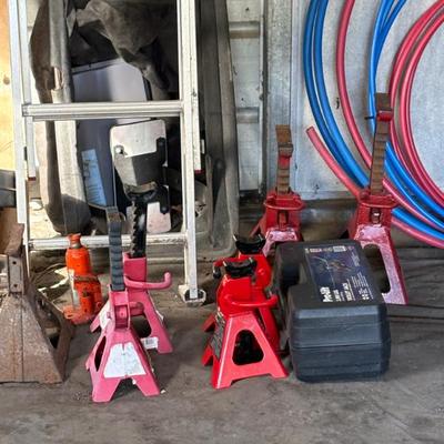 Sale Photo Thumbnail #46