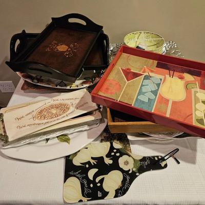 Heavy Platters, Trays And More