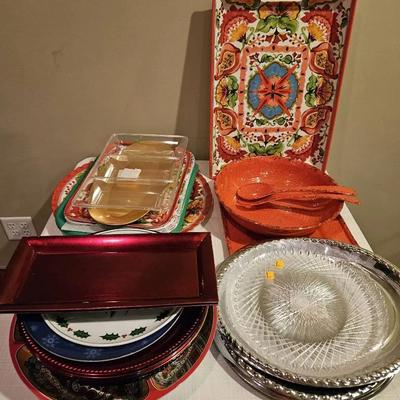 Serving Trays And Platters 
